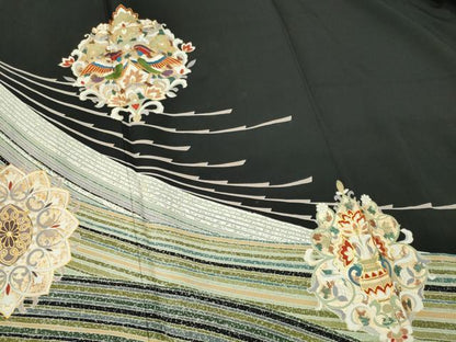 平和屋着物■豪華黒留袖　駒刺繍　更紗花鳥文　金彩　正絹　逸品　CABF6656ou