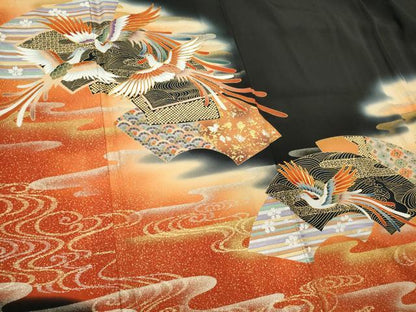 平和屋着物■豪華黒留袖 駒刺繍 地紙鳳凰花文 衣の年輪 暈し染め 金銀彩 正絹 逸品 未使用 CABF6760ou