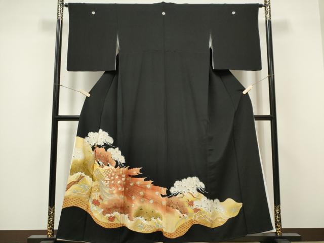 平和屋着物■豪華黒留袖　駒刺繍　孔雀松文　金彩　正絹　逸品　CABF6783ou