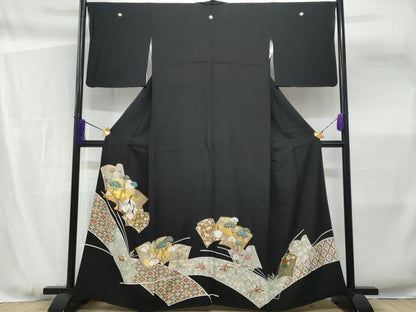 平和屋着物■豪華黒留袖　駒刺繍　冊子花鳥文　金彩　正絹　逸品　CABF6950fb