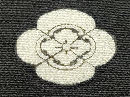 平和屋着物■豪華黒留袖　駒刺繍　扇面御所車枝松文　金銀彩　正絹　逸品　CABF6966fb