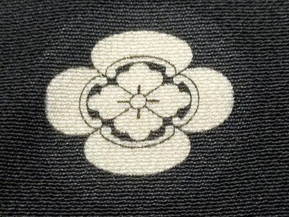 平和屋着物■豪華黒留袖　萬寿染　作家物　エ霞御所車吉祥文　金彩　正絹　逸品　CABF6967fb