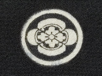 平和屋着物■豪華黒留袖　地紙飛鶴宝尽くし花文　金彩　正絹　逸品　CABF6969fb