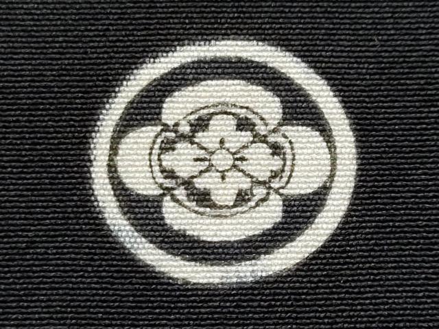平和屋着物■豪華黒留袖　地紙飛鶴宝尽くし花文　金彩　正絹　逸品　CABF6969fb