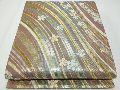 平和屋着物◎六通柄袋帯　舞桜文　金糸　正絹　逸品　CABF7195fb