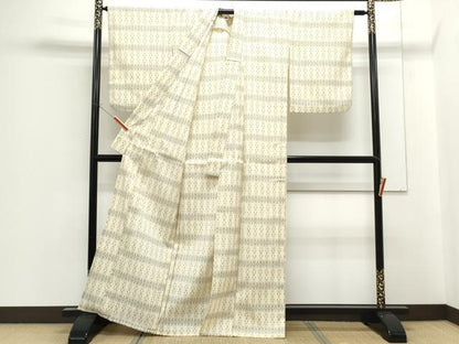 平和屋着物▽塩沢紬　単衣　吉祥文　正絹　逸品　CABF7655th