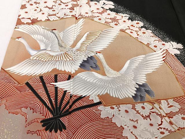 平和屋着物■豪華黒留袖　駒刺繍　扇鶴花文　暈し染め　金彩　正絹　逸品　CABF8062xi