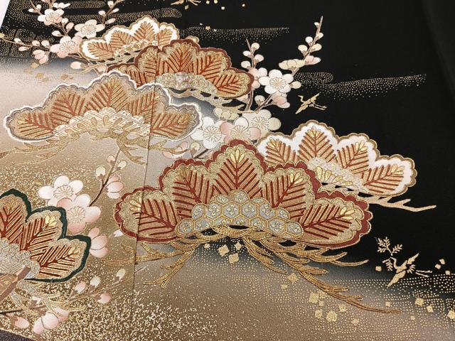 平和屋着物■豪華黒留袖 作家物 駒刺繍 籬扇子飛鳥松梅花文 暈し染め 金銀彩 正絹 逸品 CABF8080xi