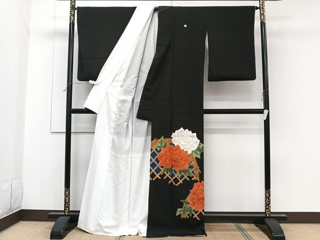 平和屋着物■豪華黒留袖　駒刺繍　籬草花文　金彩　正絹　逸品　CABF8150xi