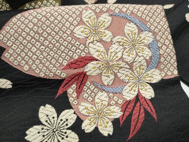 平和屋着物●九寸名古屋帯　唐織　舞桜文　黒地　正絹　逸品　CABF8690hy