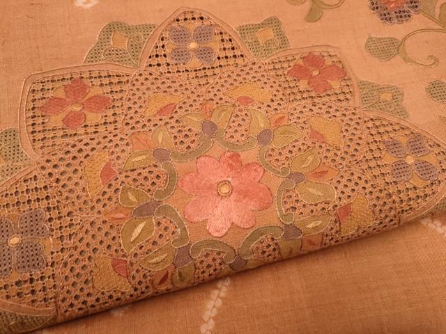平和屋着物●中国三大刺繍　スワトウ相良刺繍　六通柄袋帯　紬地　絞り　花唐草文　正絹　逸品　CABF8720hy