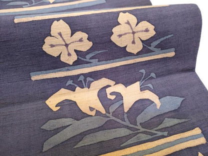 平和屋着物●六通柄袋帯　作家物　紬地　ろうけつ染　枝花文　正絹　逸品　CABF8752hy