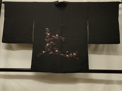 平和屋着物＃羽織　総刺繍　枝花文　黒地　正絹　逸品　CABF8820in