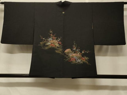 平和屋着物＃羽織　寿光織　文箱草花文　黒地　金銀糸　正絹　逸品　CABF8847in