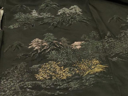 平和屋着物＃羽織　寿光織　遠山風景文　黒地　金銀糸　正絹　逸品　CABF8851in
