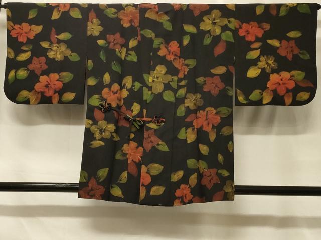 平和屋着物＃道中着　草花文　黒地　正絹　逸品　CABF8852in