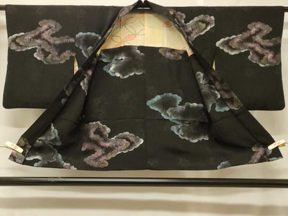 平和屋着物＃羽織　寿光織　雲重ね文　黒地　金銀糸　正絹　逸品　CABF8856in