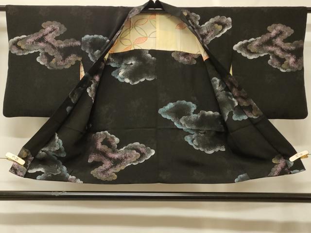 平和屋着物＃羽織　寿光織　雲重ね文　黒地　金銀糸　正絹　逸品　CABF8856in