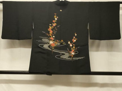 平和屋着物＃羽織　流水草花文　黒地　金彩　正絹　逸品　CABF8880in