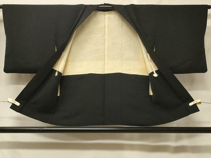 平和屋着物＃羽織　刺繍　舞羽文　黒地　銀糸　正絹　逸品　CABF8881in