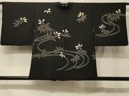 平和屋着物＃羽織　絞り　流水舞葉文　黒地　正絹　逸品　CABF8914in