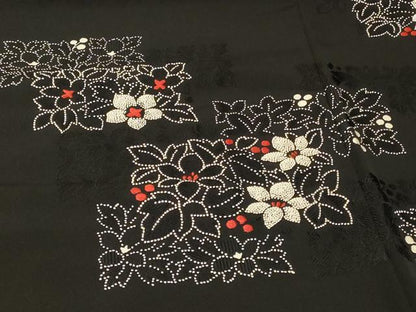 平和屋着物＃中国三大刺繍　相良刺繍　総刺繍　羽織　草花文　黒地　正絹　逸品　CABF8921in