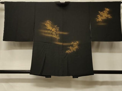 平和屋着物＃羽織　籬枝葉文　暈し染め　黒地　金彩　正絹　逸品　未使用　CABF8942in