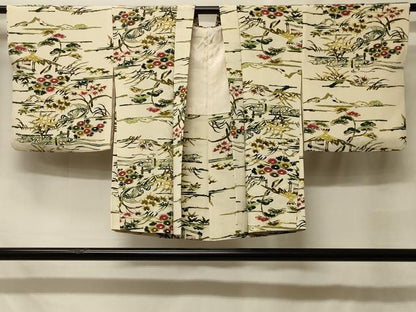 平和屋着物＃羽織　型染め　風景草花文　正絹　逸品　CABF8951in