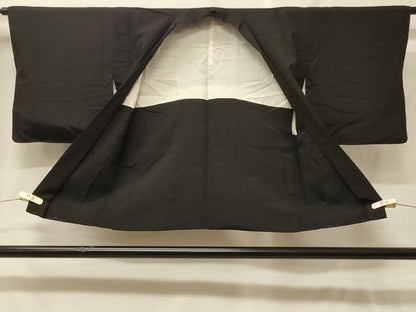 平和屋着物＃羽織　寿光織　鏡裏草花文　黒地　正絹　逸品　CABF8990in