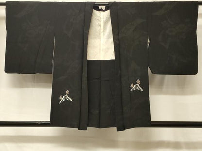 平和屋着物＃羽織　風景文　黒地　金銀糸　正絹　逸品　CABF8991in