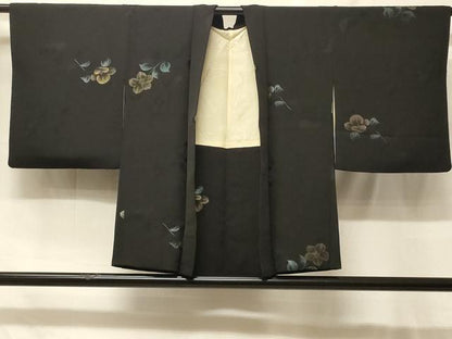 平和屋着物＃羽織　寿光織　草花文　黒地　金糸　正絹　逸品　CABF8993in