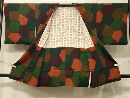 平和屋着物＃道行コート　切嵌文　正絹　逸品　CABF9026in