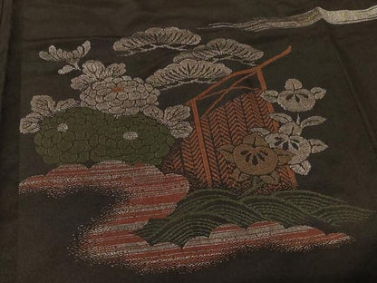 平和屋着物＃羽織　寿光織　檜扇草花文　黒地　銀糸　正絹　逸品　CABF9048in