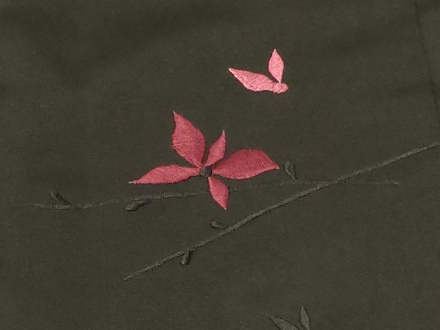 平和屋着物＃羽織　総刺繍　枝花文　黒地　正絹　逸品　CABF9067in