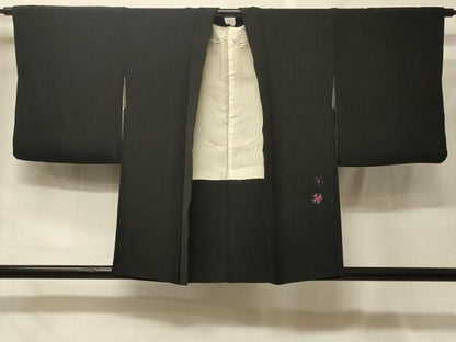 平和屋着物＃羽織　総刺繍　枝花文　黒地　正絹　逸品　CABF9077in