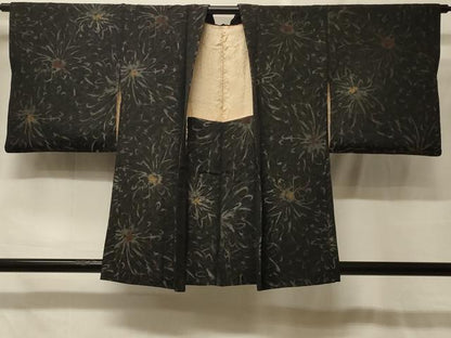 平和屋着物＃羽織　寿光織　乱菊　黒地　金銀糸　正絹　逸品　CABF9085in