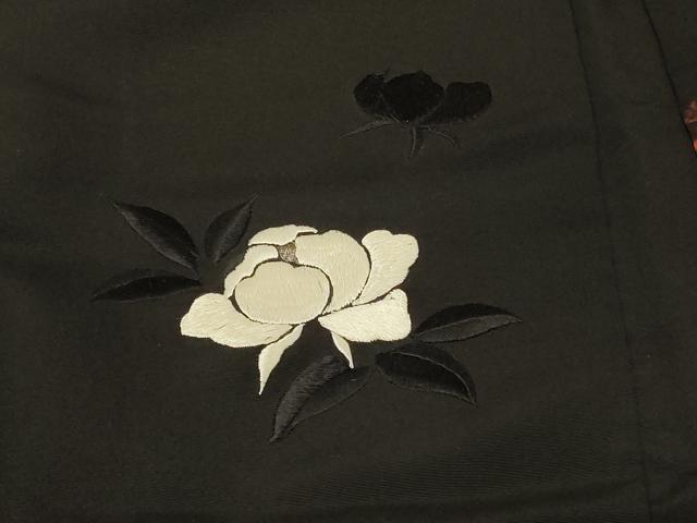 平和屋着物＃羽織　刺繍　草花文　黒地　正絹　逸品　未使用　CABF9091in