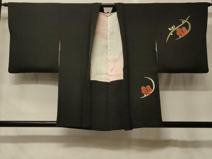 平和屋着物＃羽織　駒刺繍　舞花文　黒地　金彩　正絹　逸品　CABF9126in