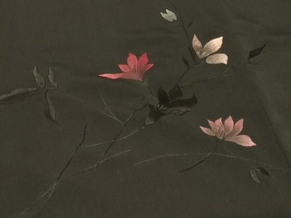 平和屋着物＃羽織　総刺繍　枝花文　黒地　正絹　逸品　CABF9134in