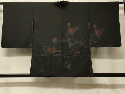 平和屋着物＃羽織　寿光織　枝花文　黒地　正絹　逸品　未使用　CABF9143in