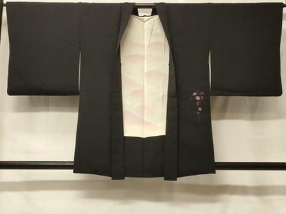 平和屋着物＃羽織　総刺繍　枝垂れ花文　黒地　正絹　逸品　CABF9145in