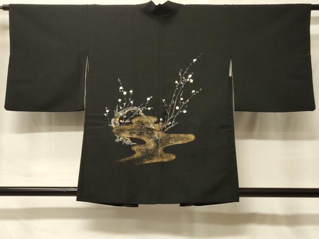 平和屋着物＃羽織　枝梅文　黒地　金銀彩　正絹　逸品　CABF9147in