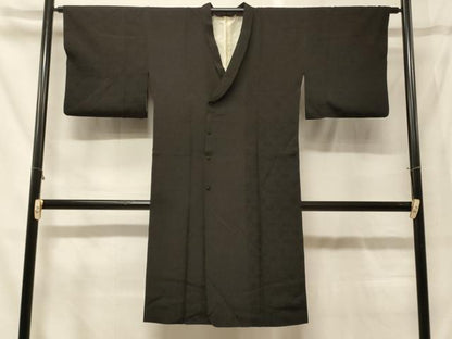 平和屋着物＃道行コート　蜀江花文　黒地　ロング丈　正絹　逸品　CABF9196in