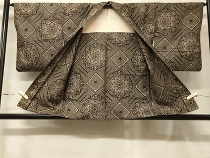 平和屋着物＃本場大島紬　龍郷絣　羽織　正倉院花文　正絹　逸品　CABG8001in