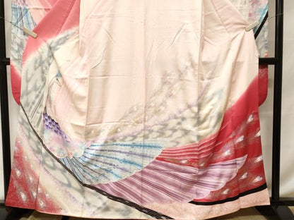平和屋着物■豪華振袖 駒刺繍 孔雀花唐草文 暈し染め 金銀彩 正絹 逸品 CABF9257ev