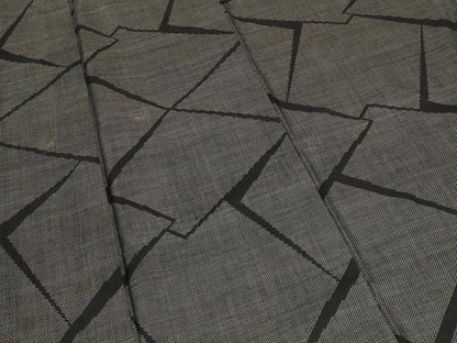 平和屋着物■本場大島紬　幾何学文様　正絹　逸品　CABF9391ev