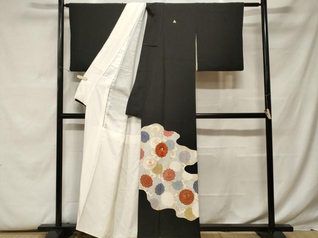 平和屋着物■豪華黒留袖　駒刺繍　菊唐草文　金彩　正絹　逸品　CABF9602ev