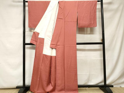 平和屋着物■上質な色無地　霞地紋　蘇芳色　正絹　逸品　CABF9612ev