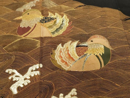 平和屋着物■豪華黒留袖 刺繍 立波鴛鴦文 金彩 正絹 逸品 CABF9656ev