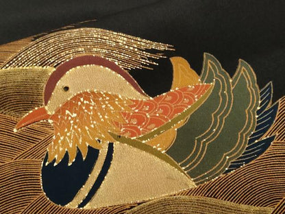 平和屋着物■豪華黒留袖 刺繍 立波鴛鴦文 金彩 正絹 逸品 CABF9656ev